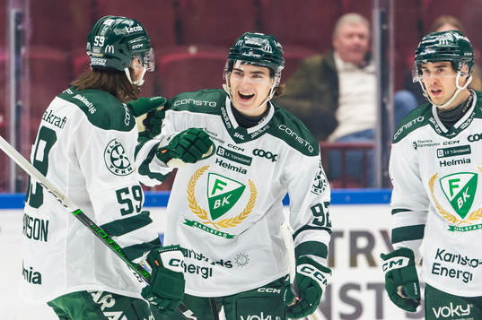 Färjestads Liam Öhgren jublar