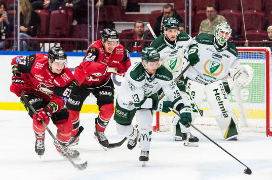 Färjestads Joel Kellman och Malmö Redhawks Fredrik