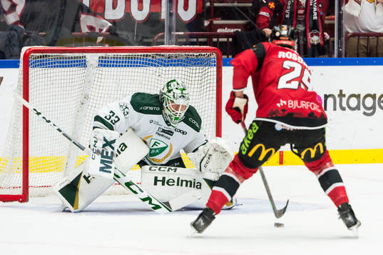 Färjestads målvakt Maxime Lagacé och Malmö Redhawks Kim