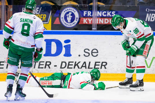 Rögles Simon Ryfors har ont