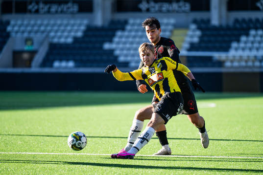 Häckens Pontus Dahbo och Midtjyllands Aral Simsir