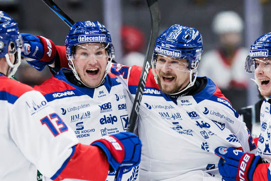 Oskarshamns Johannes Salmonsson jublar