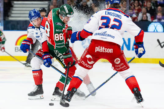 Oskarshamns Jonas Engström och Oscar Engsund mot