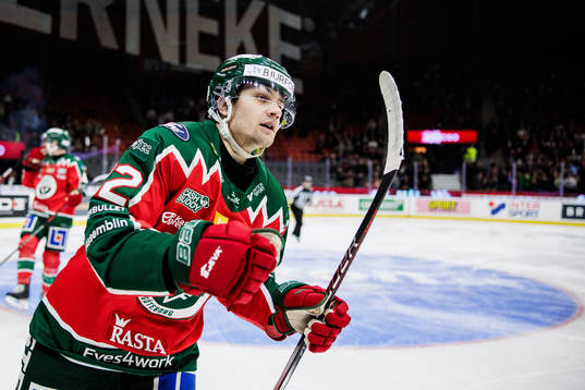 Frölundas Linus Nässen jublar