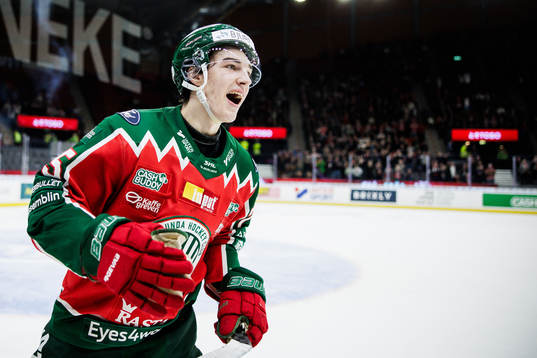Frölundas David Edstrom jublar