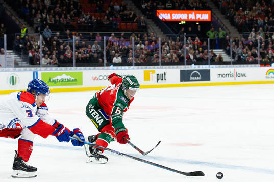 Oskarshamns Niclas Burström och Frölundas Filip Hasa
