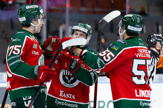 Frölundas David Edstrom jublar