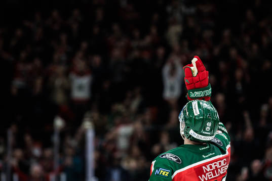 Frölundas Carl Klingberg jublar