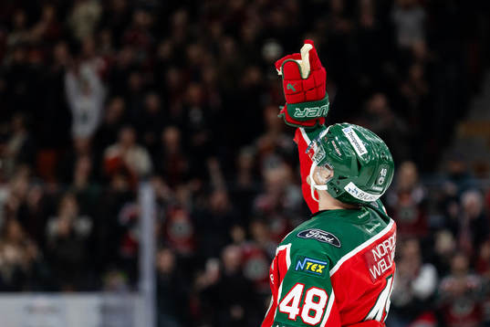 Frölundas Carl Klingberg jublar