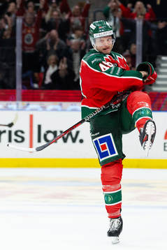 Frölundas Carl Klingberg jublar