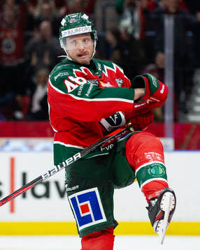 Frölundas Carl Klingberg jublar