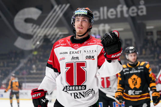 Örebros Samuel Johannesson jublar