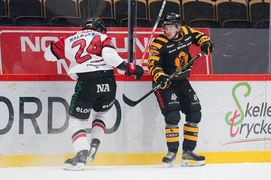 Örebros Hannes Björninen och Skellefteås Jonathan Pudas