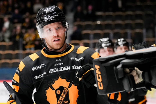 Skellefteås Oscar Lindberg jublar