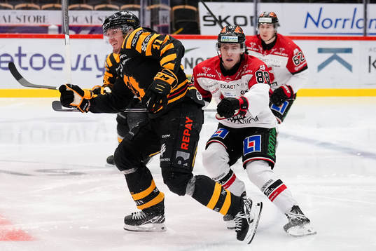 Skellefteås Max Lindholm och Örebros Jonathan Lekkerimäki