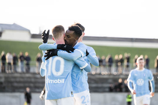 Malmö FFs Anders Christiansen och Taha Ali jublar