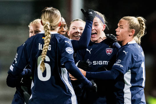 Olivia Schough of FC Rosengård celebrates