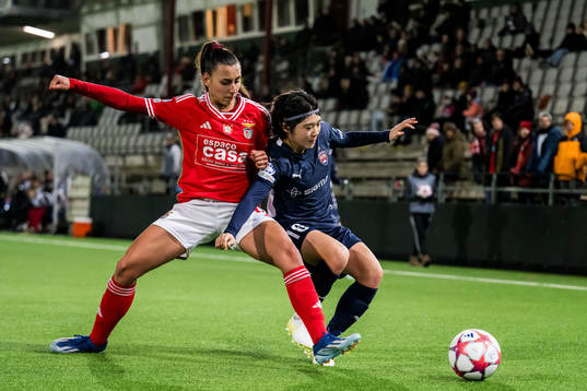 Mai Kadowaki of FC Rosengård and Catarina Amado of Benfica