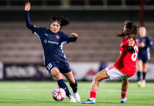 Mai Kadowaki of FC Rosengård and Andreia Faria of Benfica