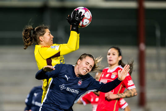 Gudrun Arnardottir of FC Rosengård and Goalkeeper Lena