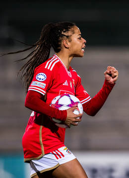 Jéssica Silva of Benfica celebrates