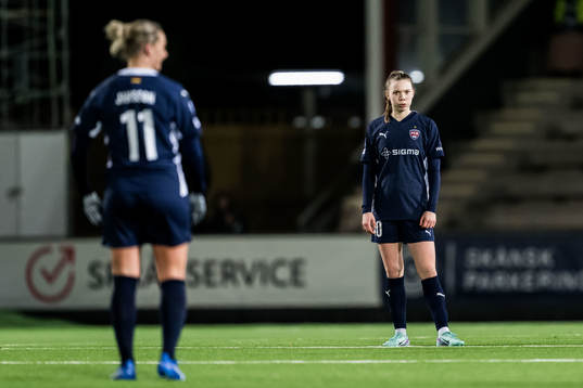 Bea Sprung of FC Rosengård looks dejected