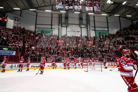 Timrå jublar mot publiken