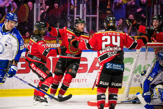 Luleås Linus Omark jublar