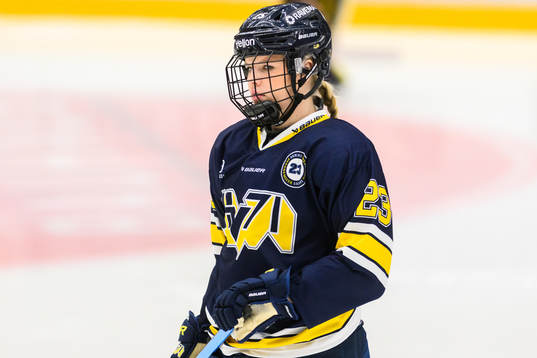 HV71s Alva Johansson