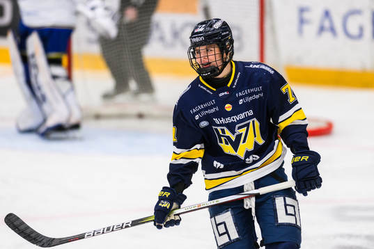 HV71s Mira Jungåker  jublar