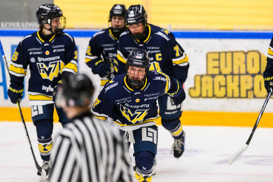 HV71s Mira Jungåker  jublar