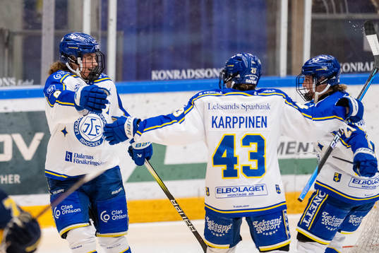 Leksands Ella Albinsson jublar