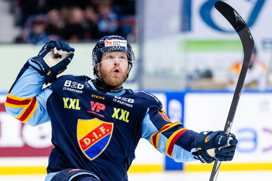 Djurgårdens Linus Klasen jublar
