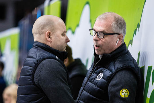 Brynäs tränare Niklas Gällstedt och assisterande