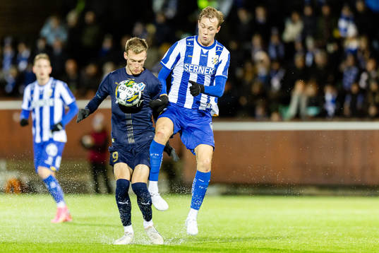Halmstads Viktor Granath och IFK Göteborgs Adam Carlén
