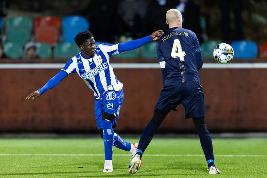 IFK Göteborgs Abundance Salaou och Halmstads Andreas