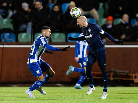 IFK Göteborgs Thomas Santos och Halmstads Andreas Johansson