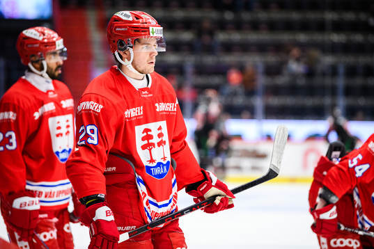 Timrås Filip Hållander