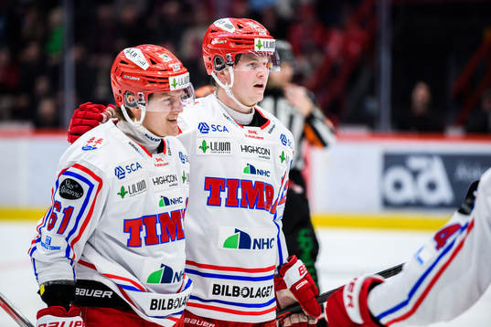 Timrås Axel Rindell jublar