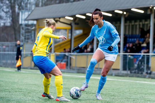Malmö FFs Malin Gunnarsson och Eskilsminnes Alva Hed