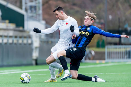 Kalmars Melker Hallberg och HB Køges Casper Jørgensen