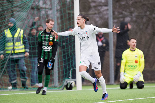 Helsingborgs Ervin Gigovic jublar