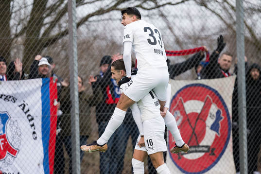 Helsingborgs Ervin Gigovic och Amar Muhsin jublar