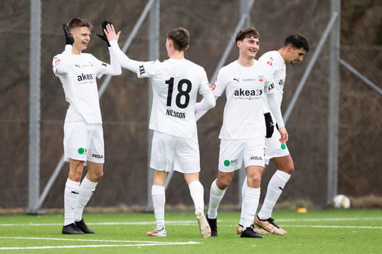 Helsingborgs Adrian Svanbäck jublar