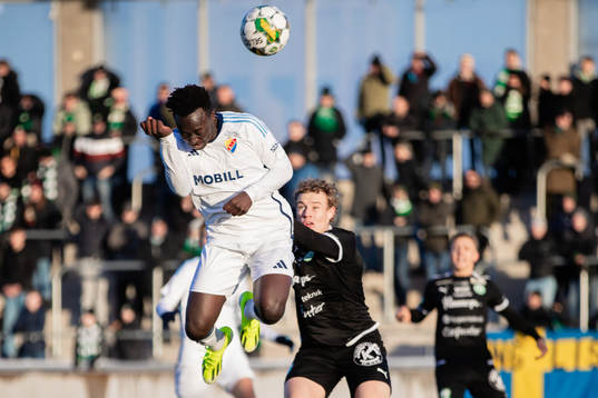 Djurgårdens Kalipha Jawla och Västerås SKs Herman