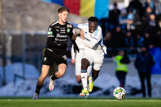 Västerås SKs Patric Åslund och Djurgårdens Kalipha Jawla