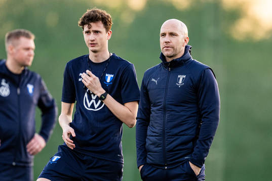 Assisterande tränare Martin Falk och tränare Henrik