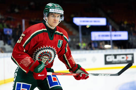 Frölundas Erik Borg innan ishockeymatchen i SHL mellan