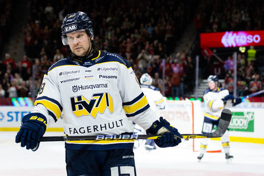 HV71s Kalle Maalahti deppar