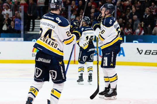 HV71s Tommi Tikka  deppar